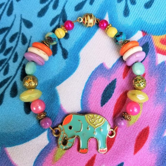 Artisan Bracelet Elephant Aqua Pink Yellow Gold Multi Beaded Magnetic Closure - Picture 6 of 7